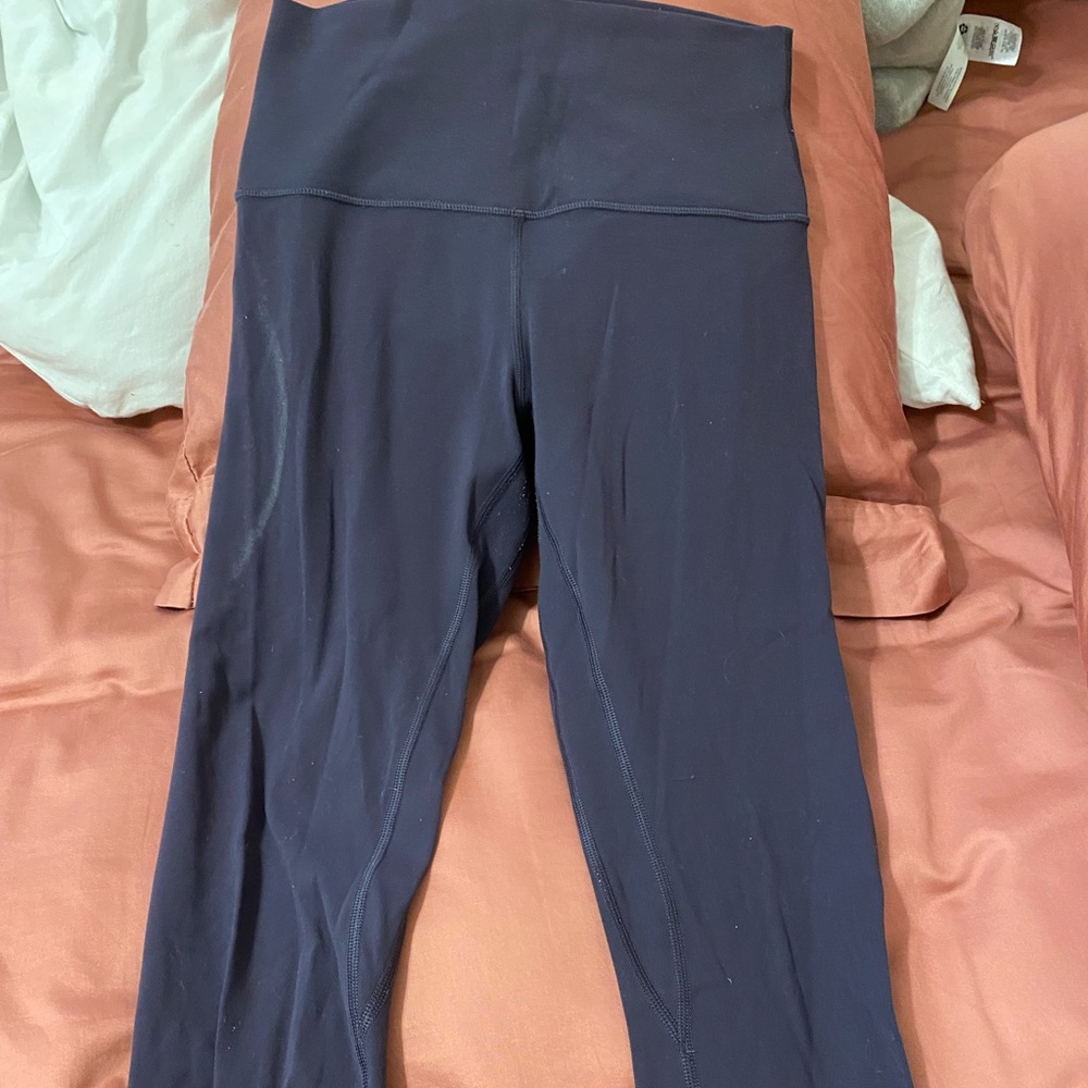 Purple cropped lulu leggings